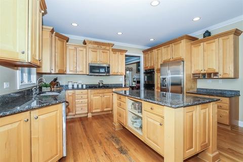 40 W570 Stonecrest Dr, Elgin, IL 60124 photo 12