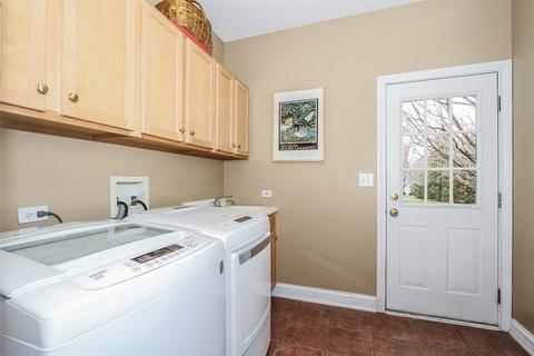40 W570 Stonecrest Dr, Elgin, IL 60124 photo 23