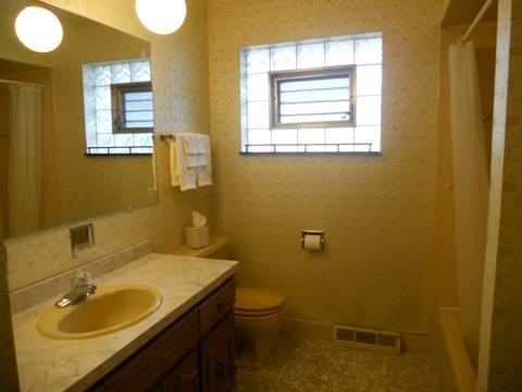 5955 W Maple Ave, Berkeley, IL 60163 photo 12