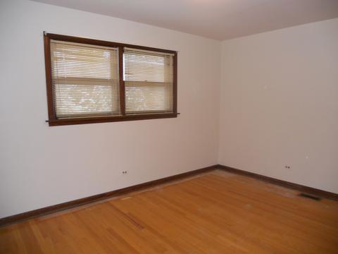 5955 W Maple Ave, Berkeley, IL 60163 photo 10