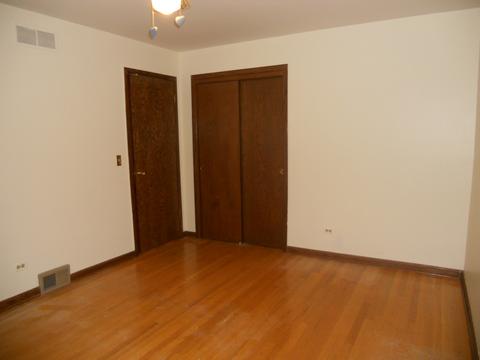 5955 W Maple Ave, Berkeley, IL 60163 photo 9