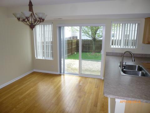 1764 Edith Ln, Aurora, IL 60504 photo 4