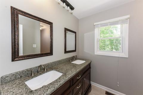 712 Bayberry Dr, Bartlett, IL 60103 photo 15