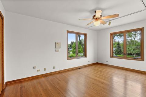 1679 Webster Ln, Des Plaines, IL 60018 photo 11