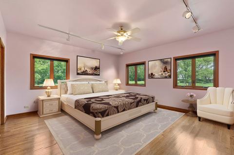1679 Webster Ln, Des Plaines, IL 60018 photo 8