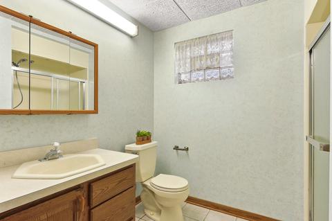 1679 Webster Ln, Des Plaines, IL 60018 photo 16
