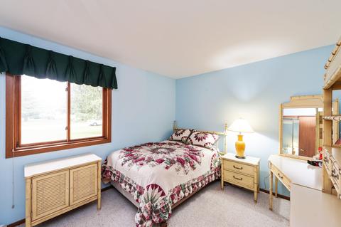 1316 Charnbrook Dr, Johnsburg, IL 60051 photo 13