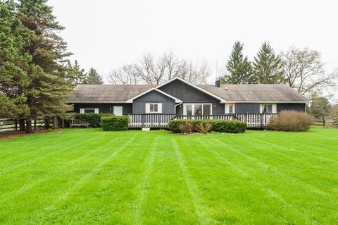1316 Charnbrook Dr, Johnsburg, IL 60051 photo 2