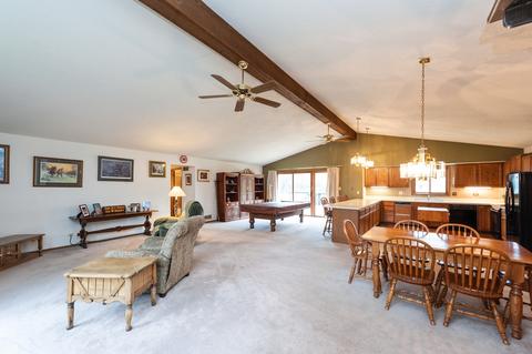 1316 Charnbrook Dr, Johnsburg, IL 60051 photo 3