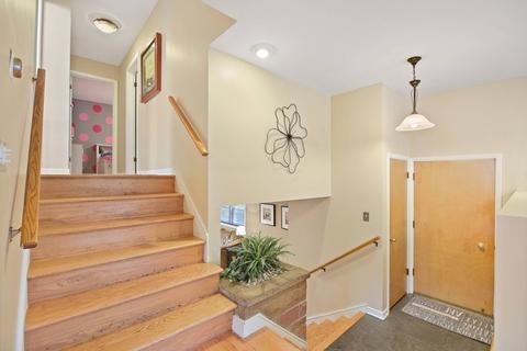 324 Park Dr, Northbrook, IL 60062 photo 10