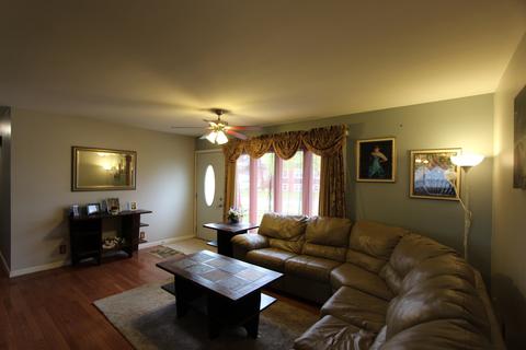 1537 Mildred Ave, Elgin, IL 60123 photo 24