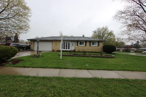 1537 Mildred Ave, Elgin, IL 60123 photo 4