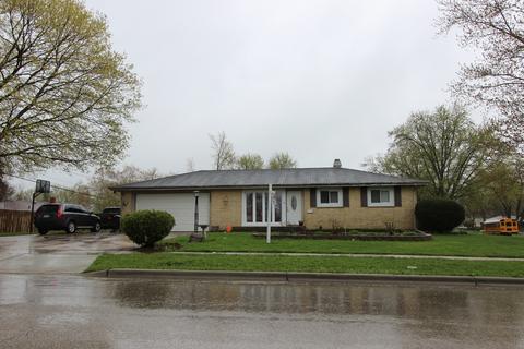 1537 Mildred Ave, Elgin, IL 60123 photo 3