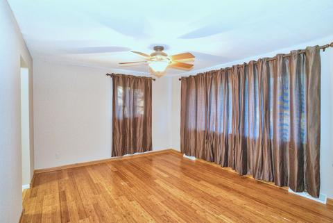 829 Valley Stream Dr #D, Wheeling, IL 60090 photo 3