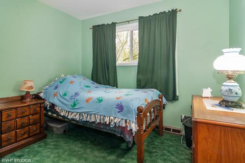 55 Circle Dr E, Montgomery, IL 60538 photo 6