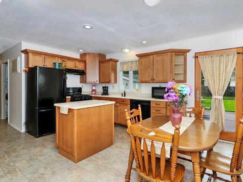 1340 Mabel Ct, Morris, IL 60450 photo 8