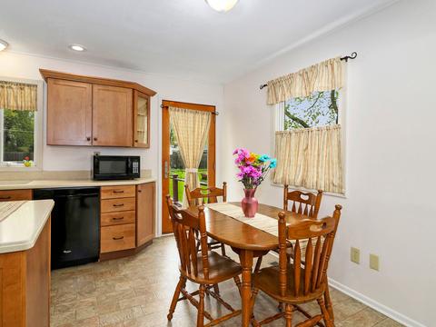 1340 Mabel Ct, Morris, IL 60450 photo 9