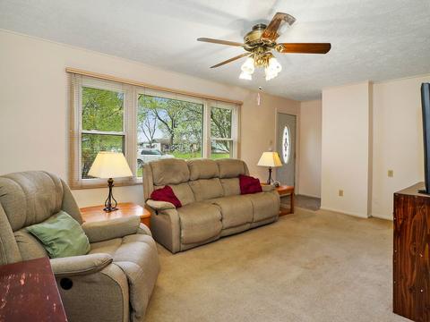 1340 Mabel Ct, Morris, IL 60450 photo 5