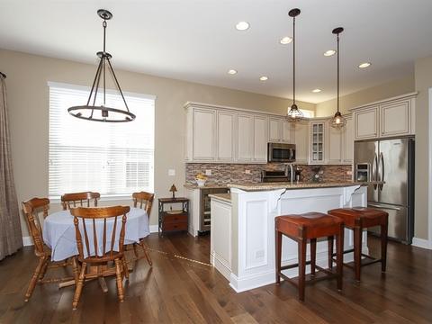 3883 Eagle Ridge Dr, Elgin, IL 60124 photo 6