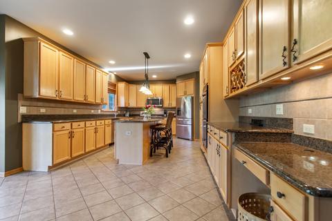 670 Brookside Ave, Algonquin, IL 60102 photo 4