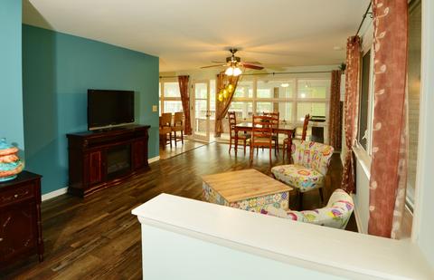 9 N 4th Ave, Des Plaines, IL 60016 photo 5