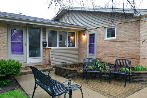 9 N 4th Ave, Des Plaines, IL 60016 photo 2