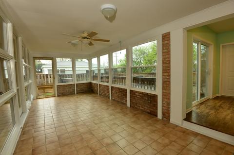 9 N 4th Ave, Des Plaines, IL 60016 photo 26