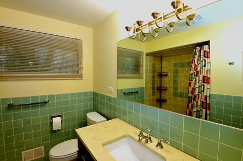 9 N 4th Ave, Des Plaines, IL 60016 photo 21
