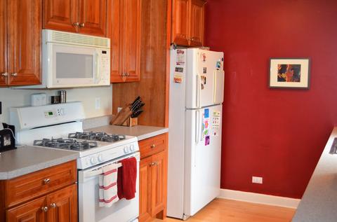 825 Oak St, Elgin, IL 60123 photo 6
