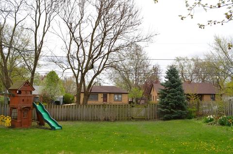 825 Oak St, Elgin, IL 60123 photo 15