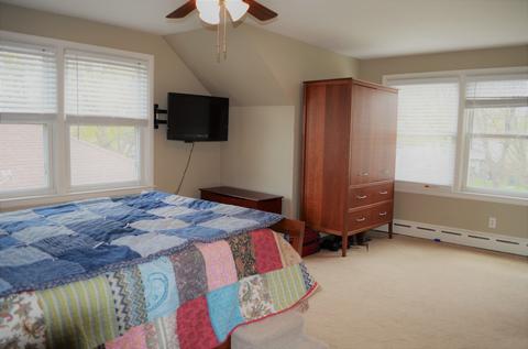 825 Oak St, Elgin, IL 60123 photo 8