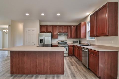 299 Monument Rd, Elgin, IL 60124 photo 5