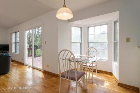 589 Foster Ave, Bartlett, IL 60103 photo 4