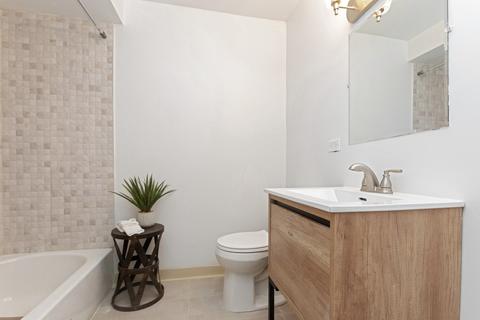 2116 E 79th St #B, Chicago, IL 60649 photo 7