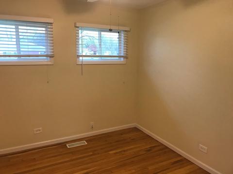 395 Kingman Ln, Hoffman Estates, IL 60169 photo 9