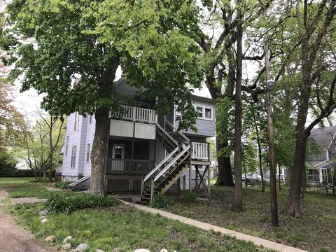 1117 E Grove St, Bloomington, IL 61701 photo 2