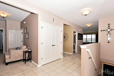 1720 Dundalk Ln, Mchenry, IL 60050 photo 5