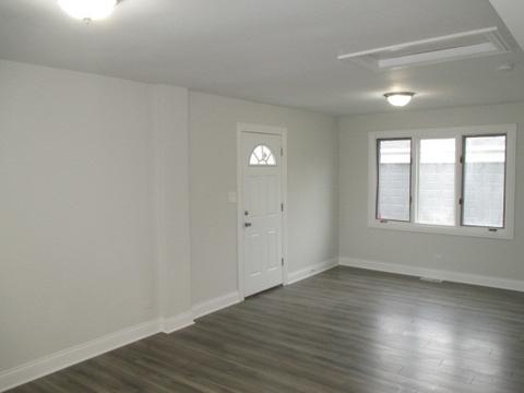 945 Aspen St, Hoffman Estates, IL 60169 photo 7