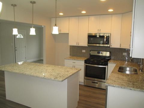 945 Aspen St, Hoffman Estates, IL 60169 photo 5