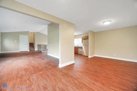 1325 Hialeah Ln, Hanover Park, IL 60133 photo 5