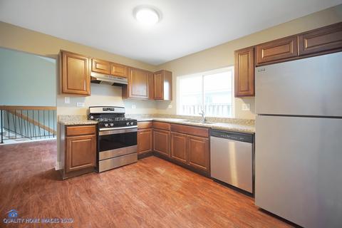 1325 Hialeah Ln, Hanover Park, IL 60133 photo 9