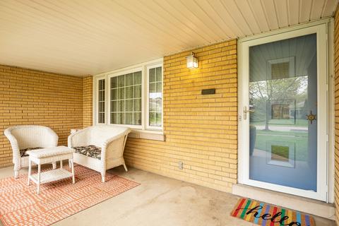 397 E Webster Ave, Elmhurst, IL 60126 photo 5
