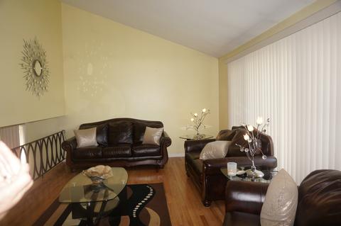 9302 Home Ct, Des Plaines, IL 60016 photo 3