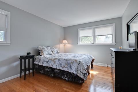906 E Golfhurst Ave, Mount Prospect, IL 60056 photo 17