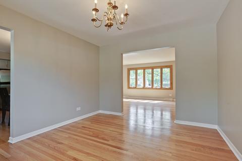 906 E Golfhurst Ave, Mount Prospect, IL 60056 photo 10