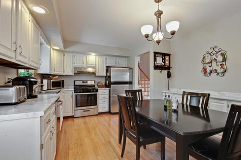906 E Golfhurst Ave, Mount Prospect, IL 60056 photo 13