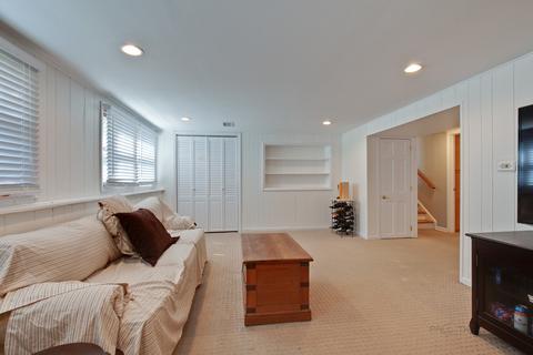 906 E Golfhurst Ave, Mount Prospect, IL 60056 photo 22