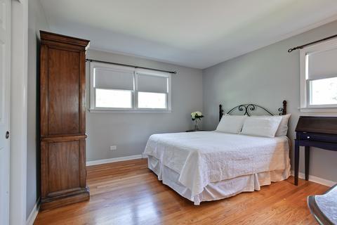 906 E Golfhurst Ave, Mount Prospect, IL 60056 photo 16