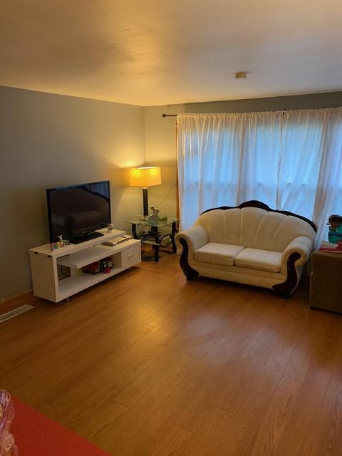 2755 E 130th St, Chicago, IL 60633 photo 2