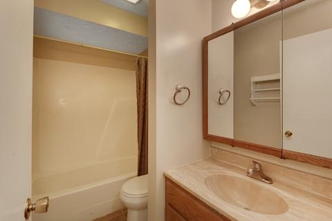 1702 Rockingham Dr #6, Normal, IL 61761 photo 15